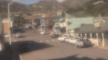 Weather camera view of Overland Hotel.