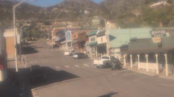 Weather camera view of Overland Hotel.