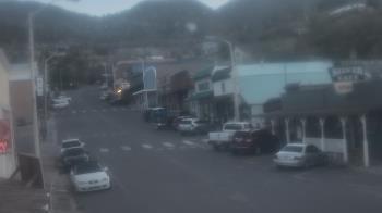 Weather camera view of Overland Hotel.