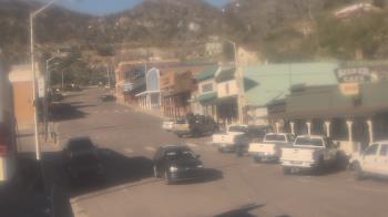 Weather camera view of Overland Hotel.