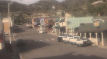 Weather camera view of Overland Hotel.