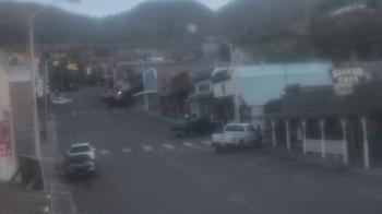 Weather camera view of Overland Hotel.
