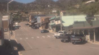 Weather camera view of Overland Hotel.