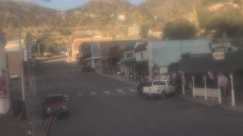 Weather camera view of Overland Hotel.