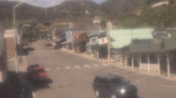 Weather camera view of Overland Hotel.