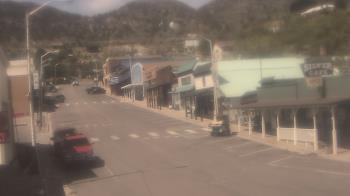 Weather camera view of Overland Hotel.