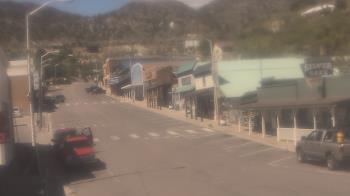 Weather camera view of Overland Hotel.
