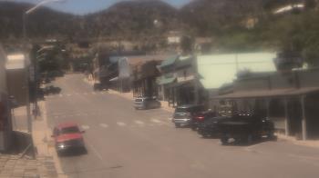 Weather camera view of Overland Hotel.