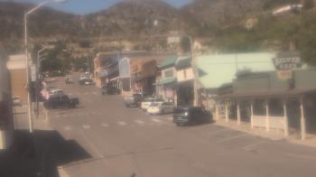 Weather camera view of Overland Hotel.