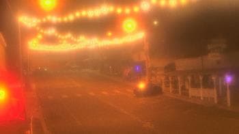 Weather camera view of Overland Hotel.