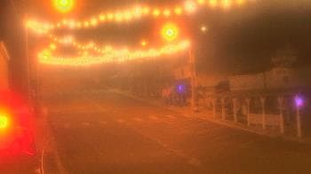 Weather camera view of Overland Hotel.