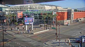 Weather camera view of Palomar Hotel.