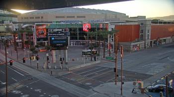 Weather camera view of Palomar Hotel.