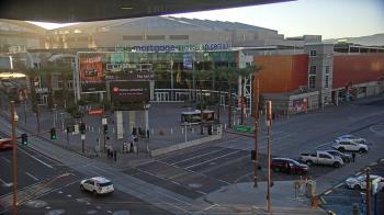 Weather camera view of Palomar Hotel.