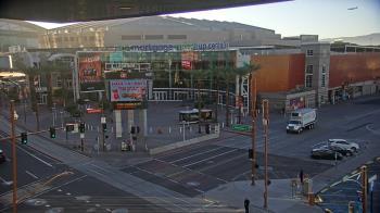 Weather camera view of Palomar Hotel.
