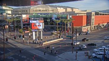 Weather camera view of Palomar Hotel.