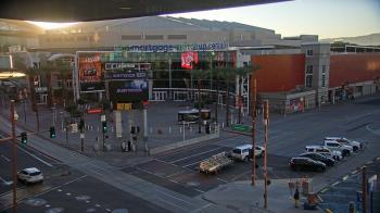 Weather camera view of Palomar Hotel.
