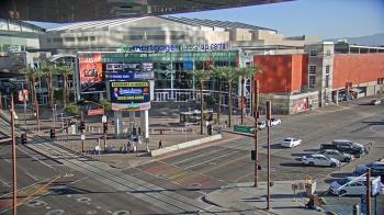 Weather camera view of Palomar Hotel.