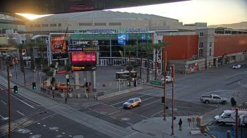 Weather camera view of Palomar Hotel.