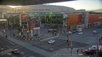 Weather camera view of Palomar Hotel.