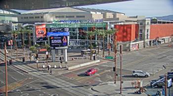 Weather camera view of Palomar Hotel.