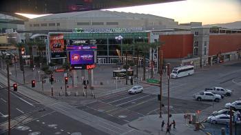 Weather camera view of Palomar Hotel.