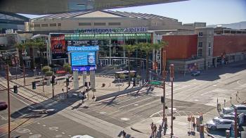 Weather camera view of Palomar Hotel.