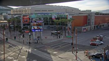 Weather camera view of Palomar Hotel.