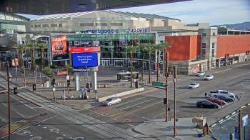 Weather camera view of Palomar Hotel.