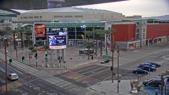 Weather camera view of Palomar Hotel.