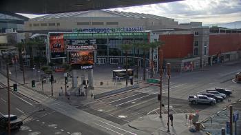 Weather camera view of Palomar Hotel.