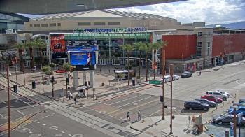 Weather camera view of Palomar Hotel.