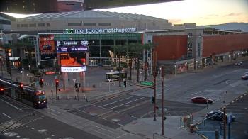 Weather camera view of Palomar Hotel.