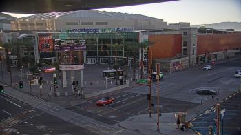 Weather camera view of Palomar Hotel.