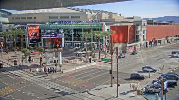 Weather camera view of Palomar Hotel.