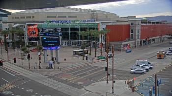 Weather camera view of Palomar Hotel.