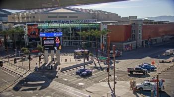 Weather camera view of Palomar Hotel.