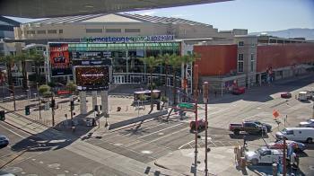 Weather camera view of Palomar Hotel.