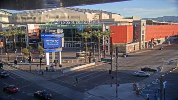 Weather camera view of Palomar Hotel.