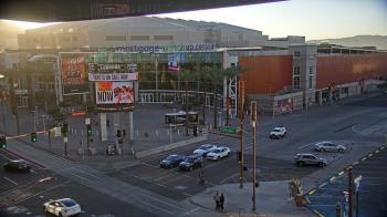 Weather camera view of Palomar Hotel.