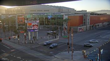 Weather camera view of Palomar Hotel.