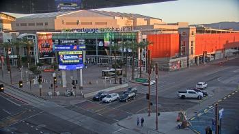 Weather camera view of Palomar Hotel.