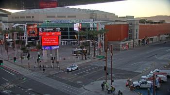 Weather camera view of Palomar Hotel.