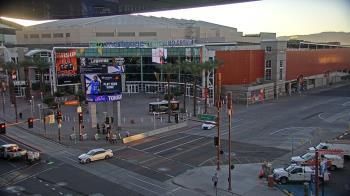 Weather camera view of Palomar Hotel.