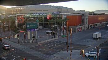 Weather camera view of Palomar Hotel.