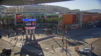 Weather camera view of Palomar Hotel.