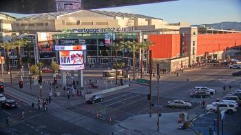 Weather camera view of Palomar Hotel.