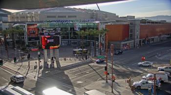 Weather camera view of Palomar Hotel.