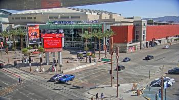 Weather camera view of Palomar Hotel.