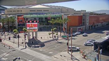 Weather camera view of Palomar Hotel.